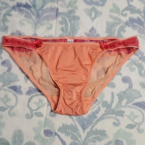 B.tempt'd Women's Lace & See Thru Mesh Panty M 6